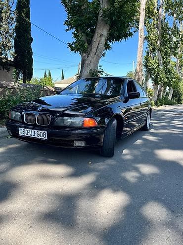 opel omega b: BMW 5 series: 2 l | 2000 il Sedan — 3