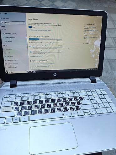 HP: HP Pavilion 15 noutbuku - Ekran: 15.6" - Prosessor: Intel Core — 4