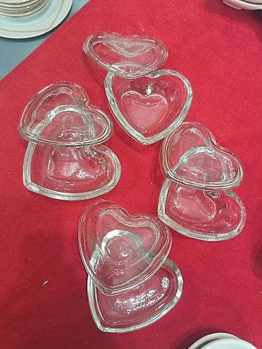 marcipan tort sekilleri: Şəkildə görülən bütün qablar bütöv halda satılır. Hamısı təzədir — 2