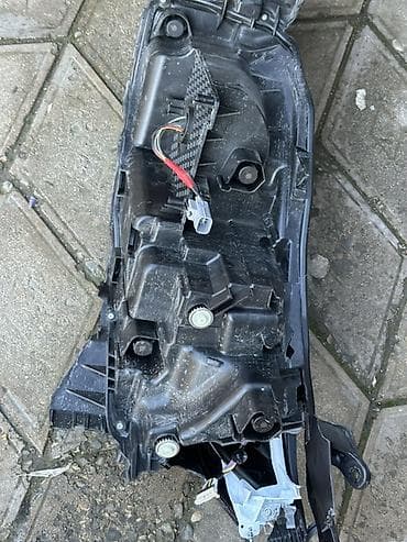 arx qazan: Sol, Yaxın və uzaq vuran işıqlar Toyota, Orijinal — 2