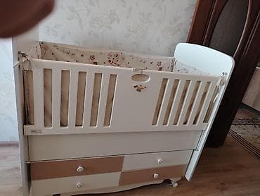 ucuz beşik: Oğlan və qız üçün, Yeni, Dördbucaq, Beşik, Dəst ilə, Matras ilə, Yellənmə mexanizm ilə — 1
