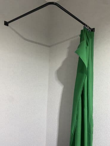 Künc üçün pərdə dəsti - U formalı, divara bərkidilən künc pərdə