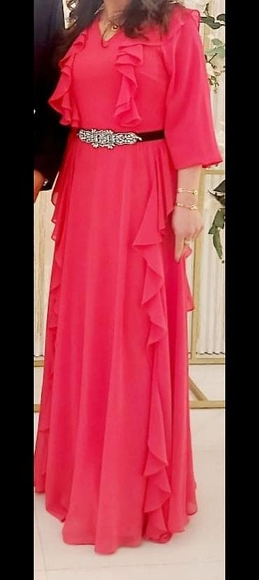 sitrin daşı: Zərif qırmızı rəngdə uzun ziyafət/gecə geyimi. - Model: maxi — 1