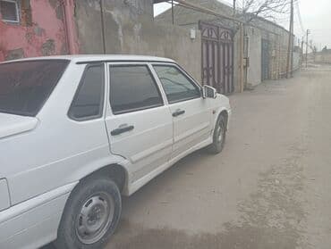 lada kalina nece masindi: Ağ rəngli Lada Samara sedan avtomobili. Dörd qapılı bu model, sadə və — 1