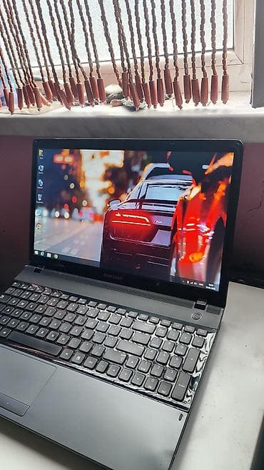 intel i5 notebook: İşlənmiş Samsung, 15.6 ", Intel Pentium, 256 GB, Ünvandan götürmə, Pulsuz çatdırılma, Ödənişli çatdırılma — 1