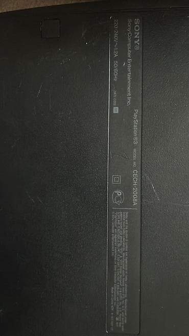 ps3 ps4: Sony PlayStation 3 Slim (model CECH-2008A) oyun konsolu - Daxili — 2