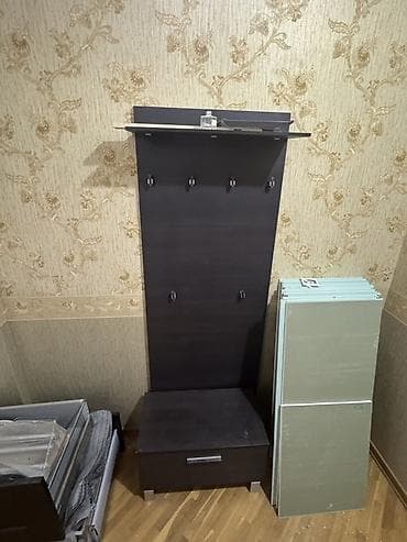 İşlənmiş, 1 qapı, Təkərli, Qəhvəyi, Digər material, Kupe, Düz dolab