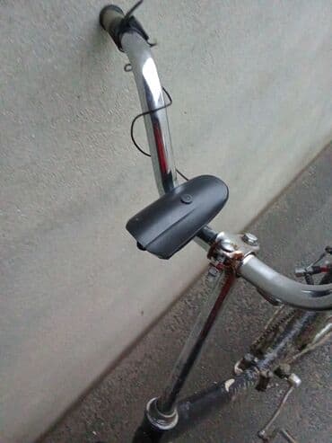 Velosiped üçün ön fara - Rəng: qara - Sükanın ortasına bərkidilən