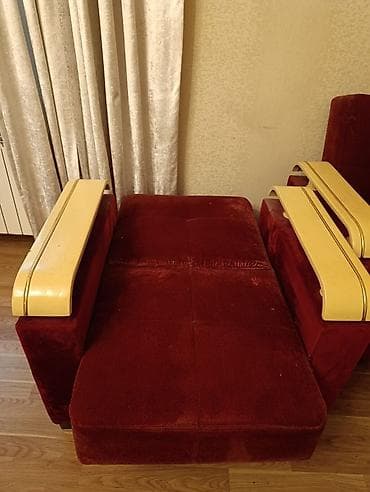 kreslo: Qırmızı rəngli yumşaq dəst – 2 ədəd geniş kreslo - Geniş oturacaq və — 2