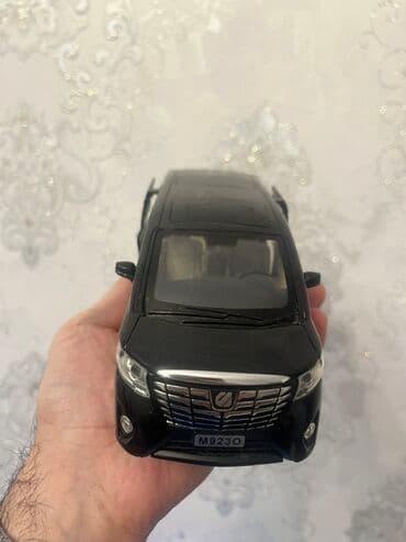 model: Miqyaslı oyuncaq minivan – metal korpuslu kolleksiya modeli - Rəng — 2