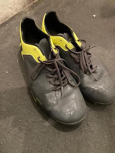 Butslar Adidas lalafo.az -da Butslar Adidas