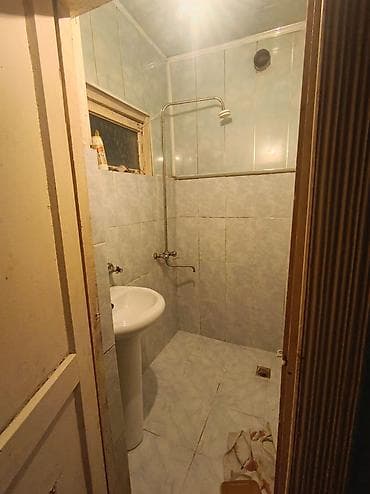 gənclik kiraye evler: Salam menzil berde seher kollecin yaninda aile üçün nəzərdə tutulub — 6