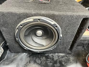 Basavik satlr idealdi 1000 vat 300 rms suliteli yoxdu tek quttuda