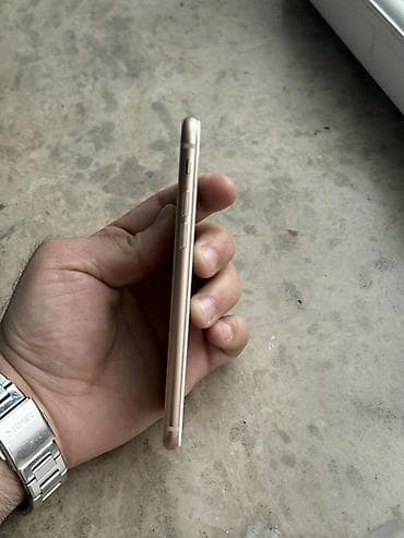 iphone apple 5s: IPhone 8, 64 GB, Desert Titanium, Simsiz şarj — 6