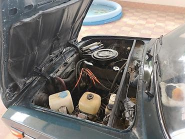 Avtomobil alışı: VAZ 2106 sedan - Kuzov: tünd yaşıl rəng, 4 qapı, xrom yan moldinqlər — 5