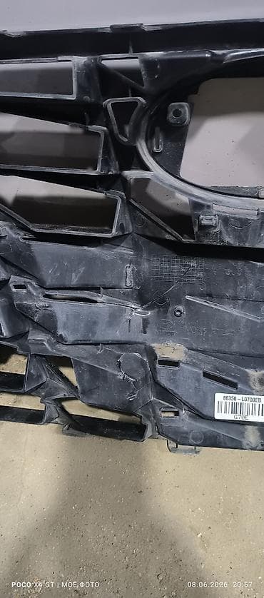 ravon r3 stop: Hyundai Sonata radiator barmaqlığı (orijinal) balaca çat var - — 4
