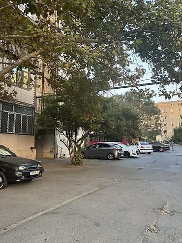 Tam təmirli, rahat və işıqlı mənzil satılır. 🏡 Leninqrad layihəli — 2
