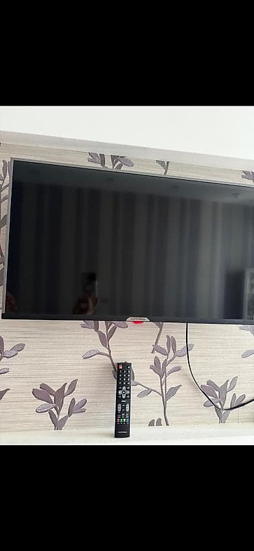 samsung e 2530: Hoffman 82 ekran smart tv.qiymet 250 man.unvan Yasamal.6525yn⚡gnk — 1