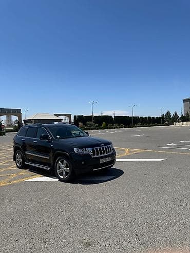Jeep Grand Cherokee: 3.6 l | 2012 il 93500 km Ofrouder/SUV