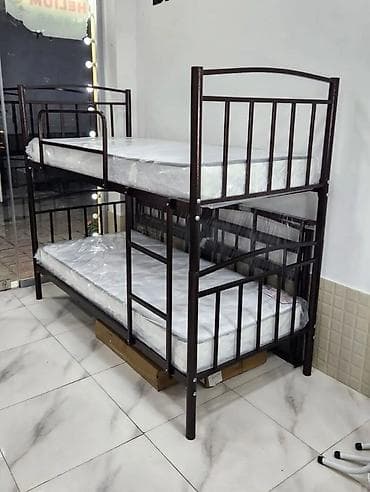 *Sada* 2 mərtəbə çarpayı yeni kimidir 2 dəst var var 1 i 140 AZN köç