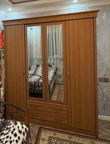 Mercedes-Benz: İşlənmiş, Düz dolab, Qarderob, paltar dolabı — 1