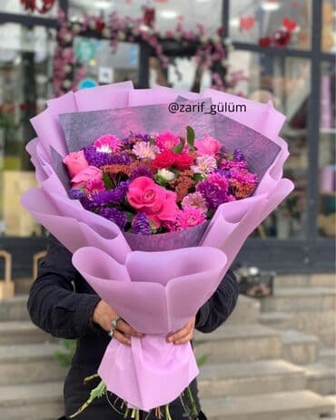 1 qizil gulun qiymeti: Rozalar 2 azn Rəngarəng gül kompozisiyaları və buketlər - Çeşid — 3