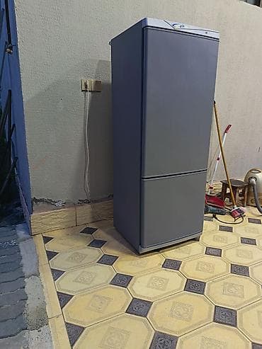 İşlənmiş 2 qapılı Pozis Soyuducu Satılır, rəng - Gümüşü