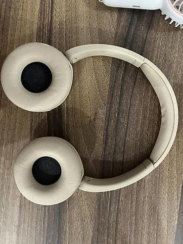 Qulaqcıqlar: Sony qulaqlıq – krem rəngli on-ear/over-ear tipli, yastıqlı başlıq və — 3