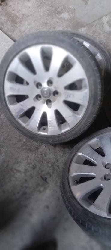 Шины: Колесо Nissan 245 / 45 / R 18, 5 Болтов — 3