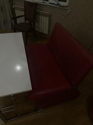 kündür: Qırmızı rəngli künc oturacaq + uzun oturacaq və ağ masa dəsti - Dəst — 3