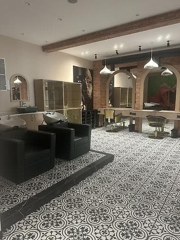Daşınmaz əmlak: Gözəllik/salon üçün tam təchizatlı kommersiya məkanı - Funksional — 5