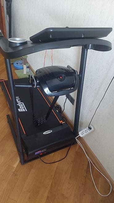 Digər ofis texnikası: TECİLİ SATİLİR EV SAHİBİ KOCUR XARİCE GİYMET 1000 
AZN — 4