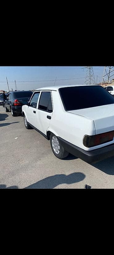 reno ehtiyat hisseleri: Model: Tofas Şahin (sedan) Rəng: Ağ Kuzov: 4 qapılı, klassik kvadrat — 1