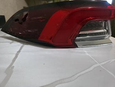 sud ceni: Toyota Corolla arxa sağ stop/farası (LED tipli) - Orijinal arxa sağ — 4