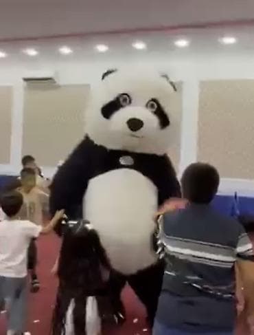 Animatorlar: Uşaqlar üçün tədbirə panda maskotu – animator xidməti Təcili Satılır — 2