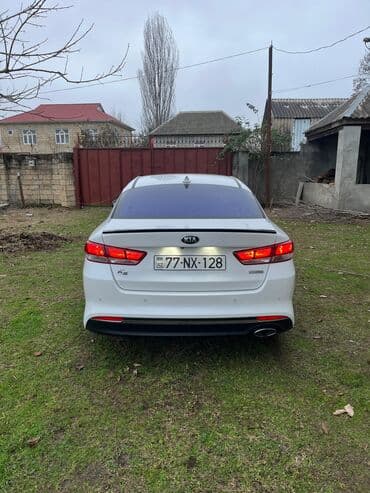 Opel: Kia Optima: 1.7 l | 2016 il Sedan — 2