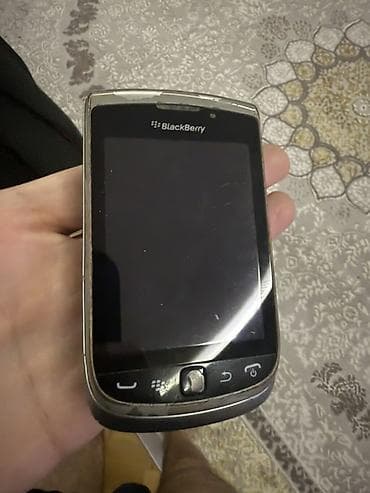Blackberry Torch 9800, 4 GB, rəng - Gümüşü, Düyməli