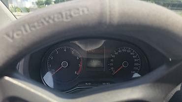 polo 2012: Volkswagen Polo: 1.6 l | 2017 il Sedan — 5