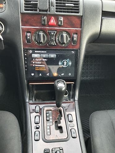 r15 5 bolt: Mercedes-Benz E-Class: 2.3 l | Sedan — 7