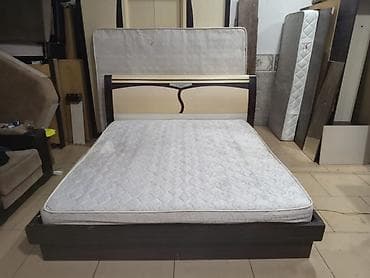 Ra.Aynur 2 💃 2 nəfərlik *Taxt* satılır. Ölçüləri: eni 1.78 m