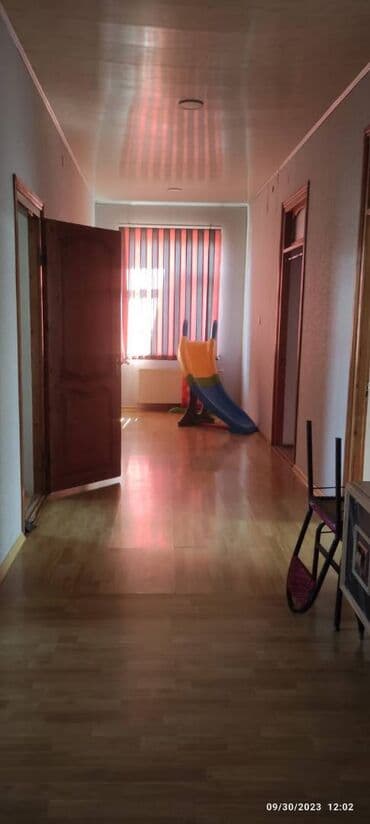 ev certiyojları: 200 kv. m, 5 otaqlı, Su — 4