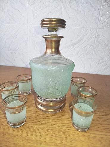 olke bayraqlari: TƏCİLİ SATILIR!!!(2dəst birlikdə) Antik/Vintage Likör Dəsti – (2 dəst — 6