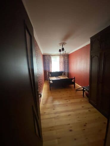 9 mkr 3 otaqli evler: Neftçilər metrosu yanında, Komfort tərəfdən çıxışda, Xruşovka layihəli — 3