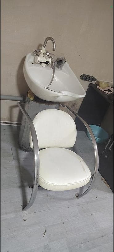 kuşetka tap az: Peşəkar bərbər/yuyunma stansiyası - Kompakt salon yuma lavabosu və — 1