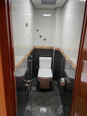 ist petrol tbilisi prospekti: Bakı, 4 otaqlı, Köhnə tikili, m. Əhmədli, 100 kv. m — 8