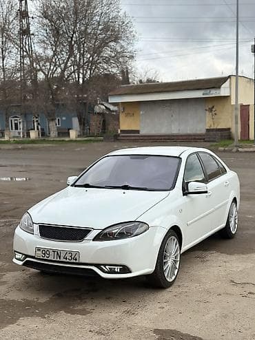turbo az niva 2014: Daewoo Gentra: 1.5 l | 2014 il Sedan — 2