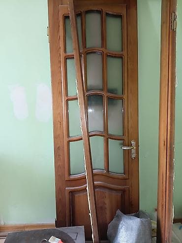 islenmis qapi pencere: Taxta otaq qapıları dəsti - Material: təbii ağac (massiv), klassik — 4