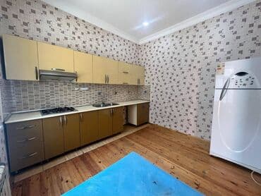 əhmədli ev: Əhmədli 4 otaqlı, 155 kv. m, Orta təmir — 12