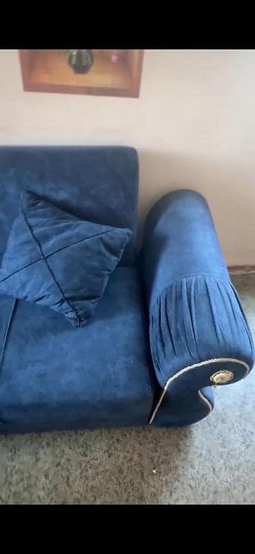 eboksit satilir: Divan, İşlənmiş, Açılan, Bazalı, Parça, Çatdırılma yoxdur — 2