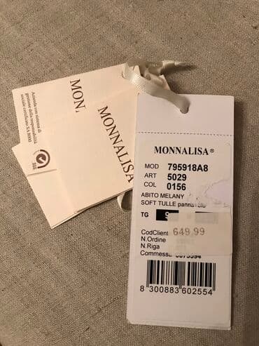 don şekilleri: Monnalisa firmasınındı, 9 yaş üçündü. Bir dəfə geyinilib, demək olar — 4